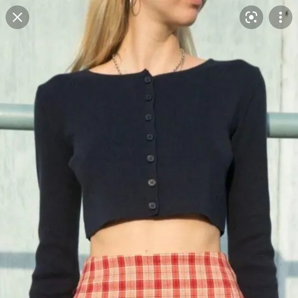 Brandy melville athelia top